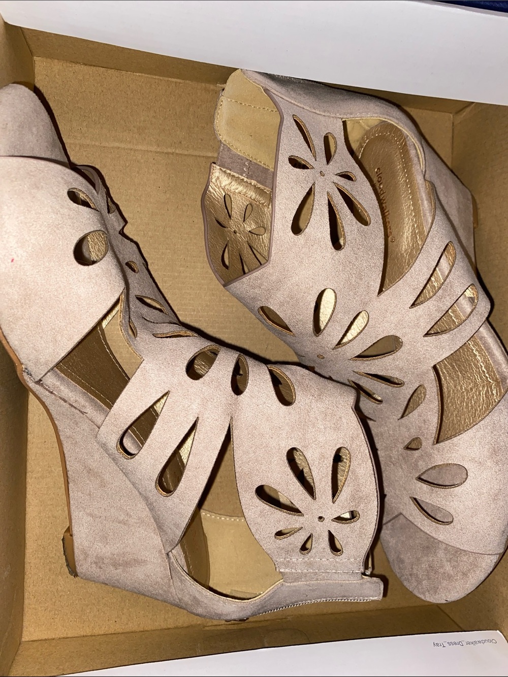 cloudwalkers Blush Cutout Wedge Sandals
